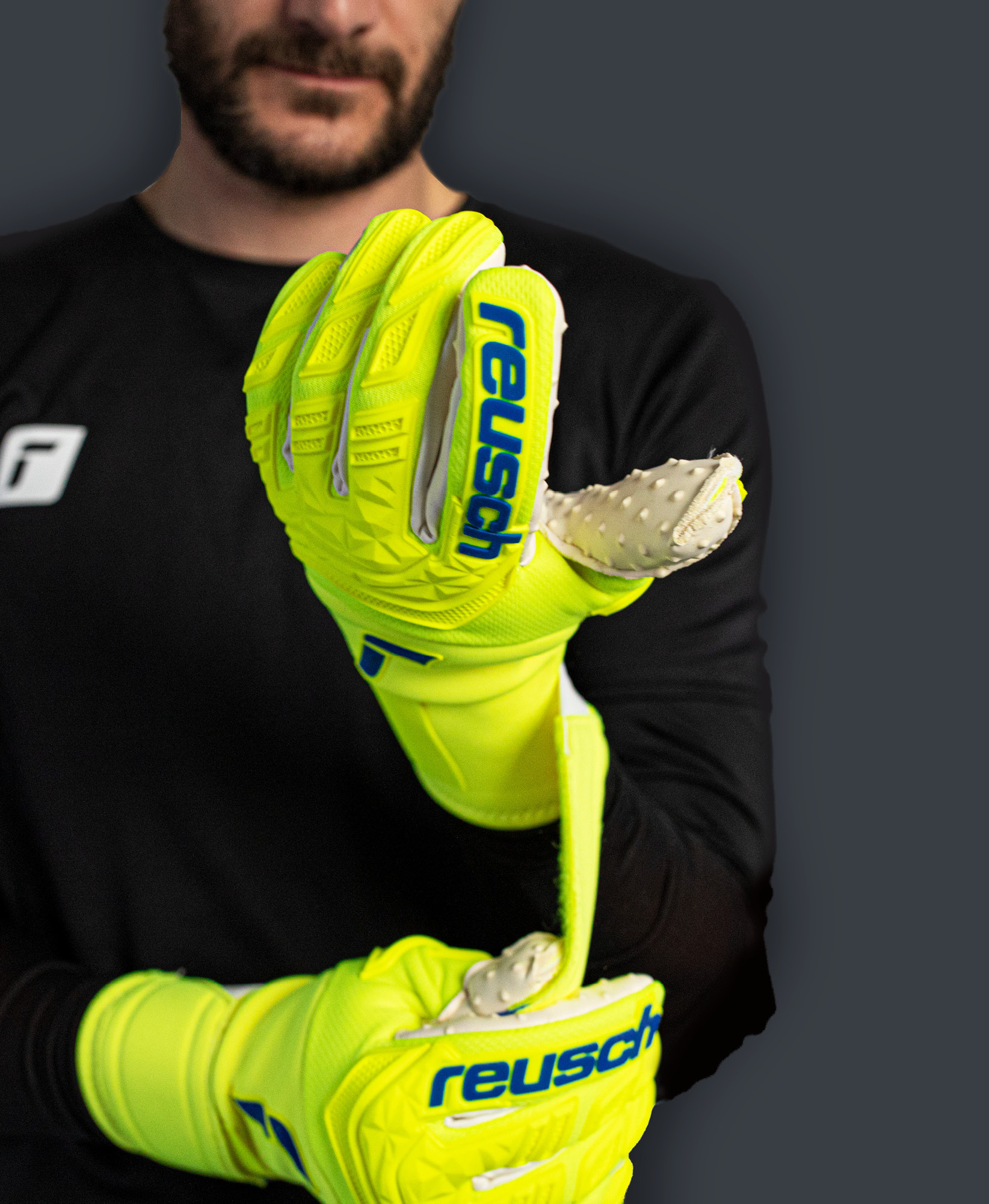 reusch attrakt freegel speed bump